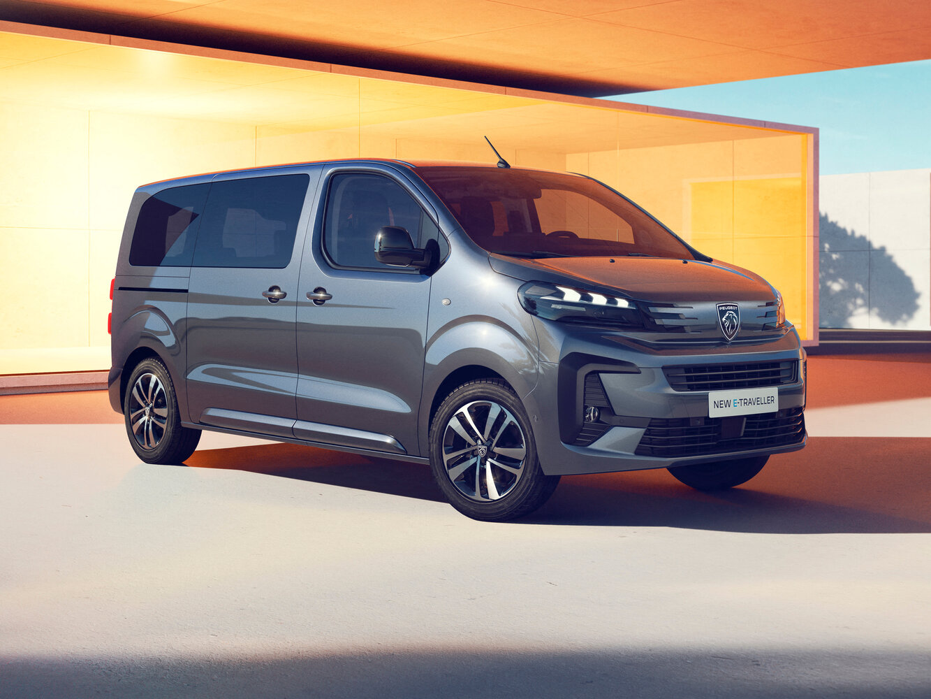 Peugeot Traveller I (2016-2026) - Минивэн