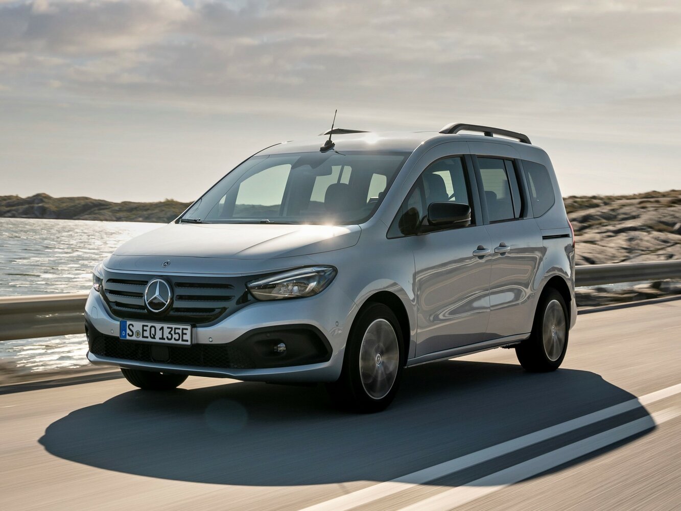 Mercedes-Benz EQT I (2023-2026) - Компактвэн