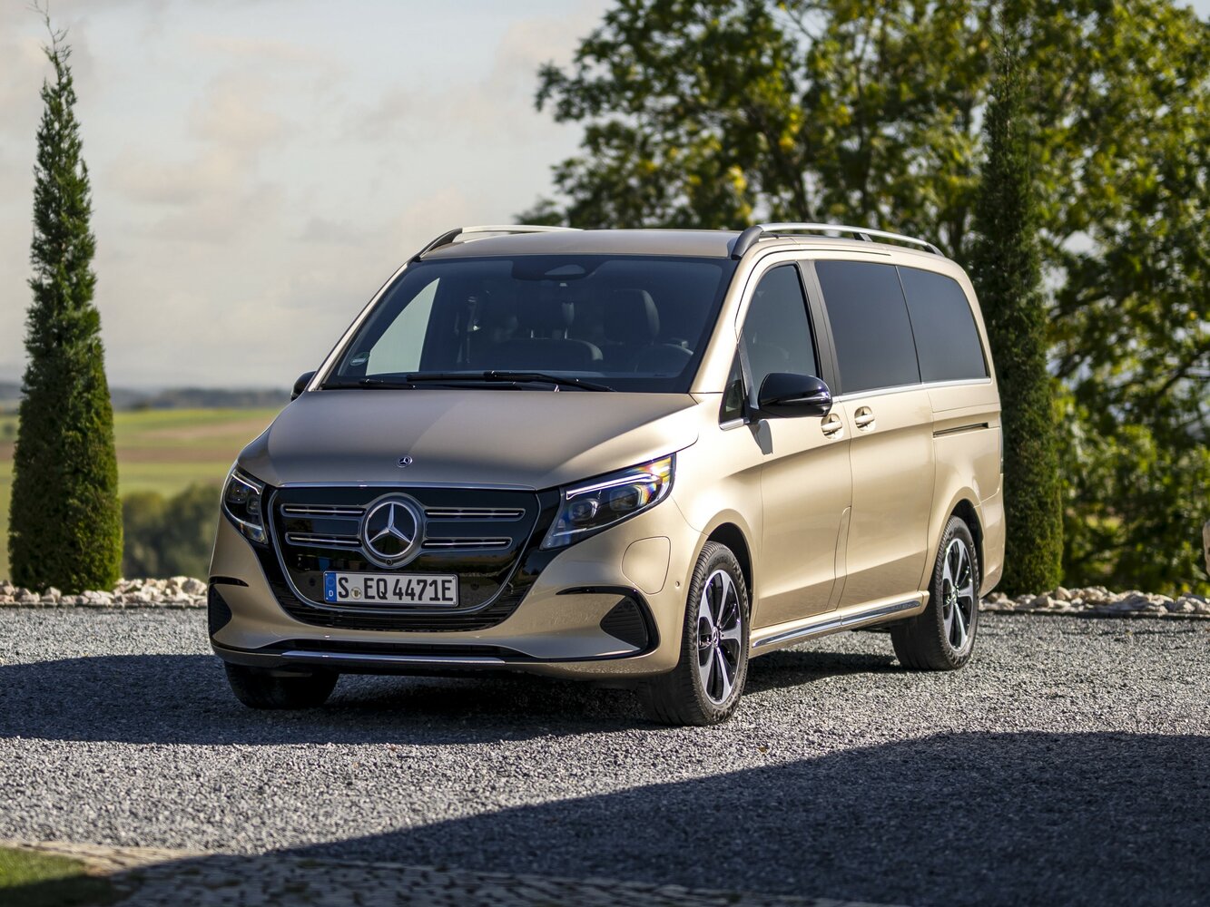 Mercedes-Benz EQV I (2020-2026) - Минивэн Long