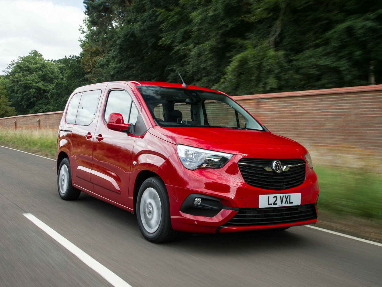Vauxhall Combo E (2018-2026) - Компактвэн