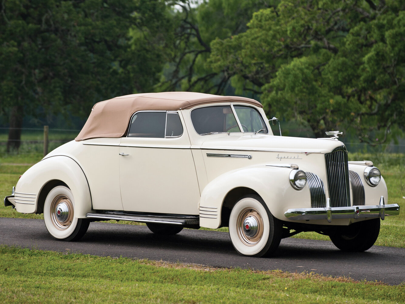 Packard One-Ten I (1940-1941) - Кабриолет
