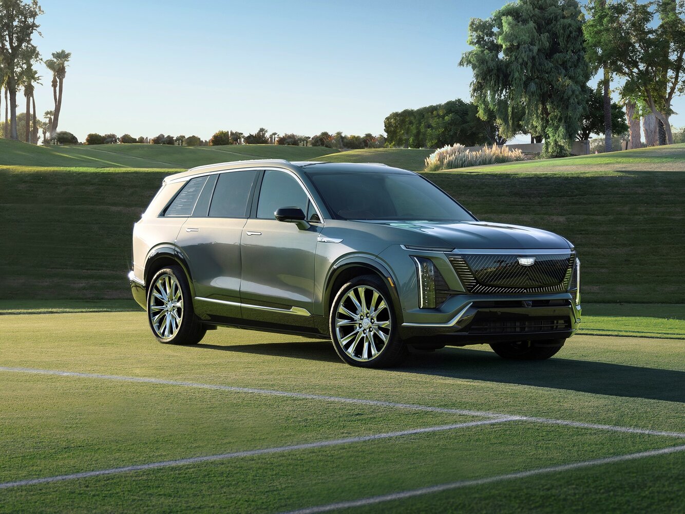Cadillac Vistiq I (2025-2026) - Внедорожник 5 дв.