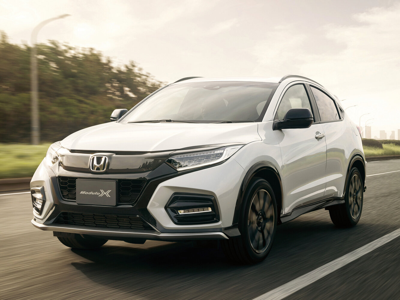 Honda Vezel I (2013-2022) - Внедорожник 5 дв.