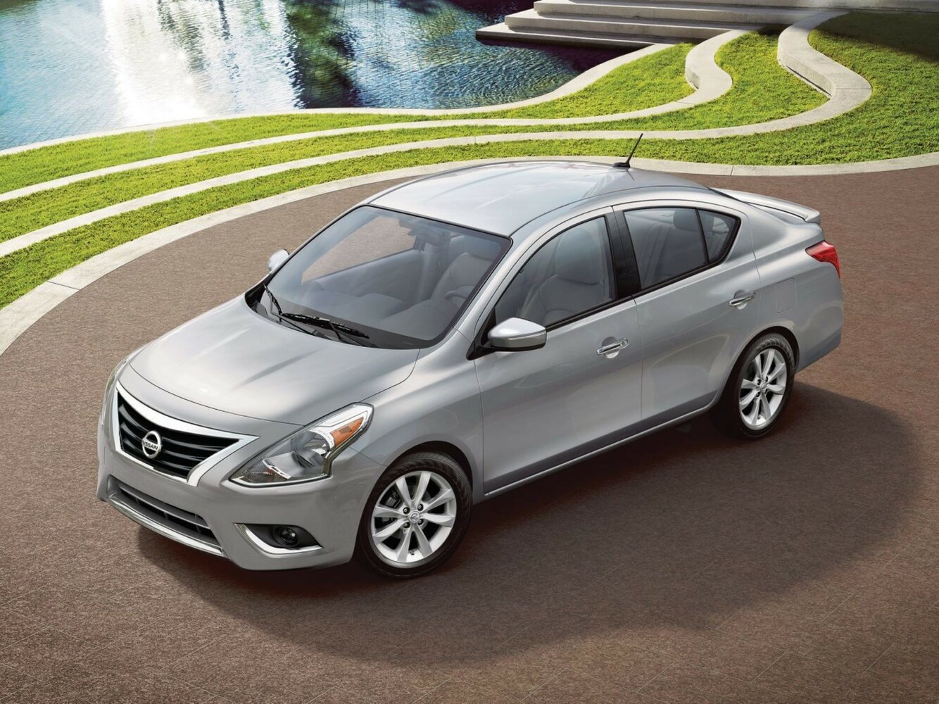 Nissan Sunny N17 (2011-2020) - Седан