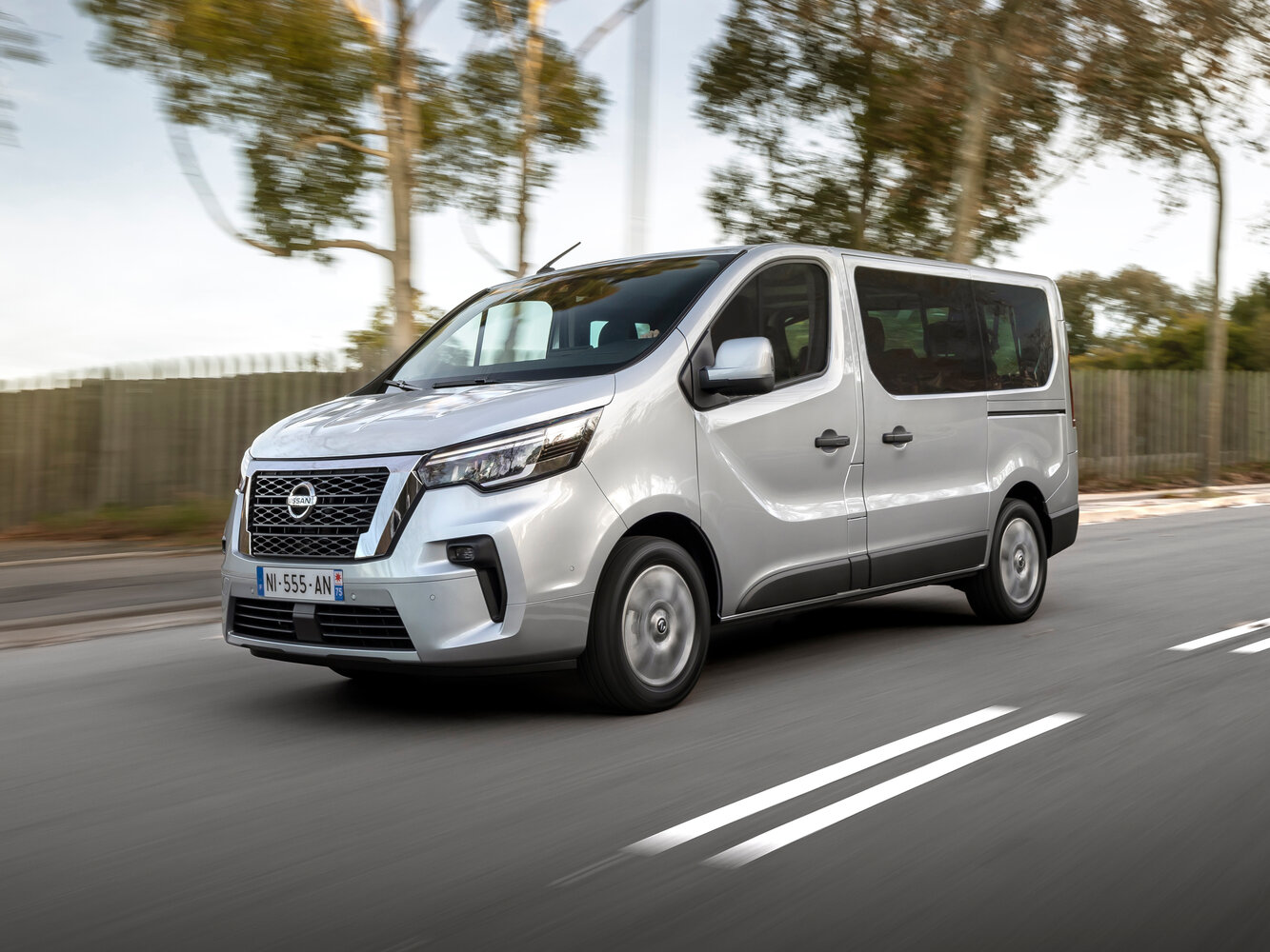 Nissan Primastar II (2021-2026) - Минивэн Combi