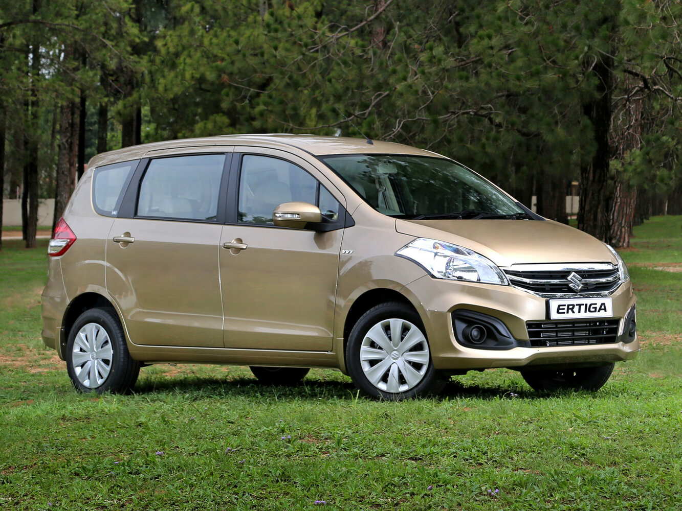 Suzuki Ertiga I (2012-2018) - Компактвэн