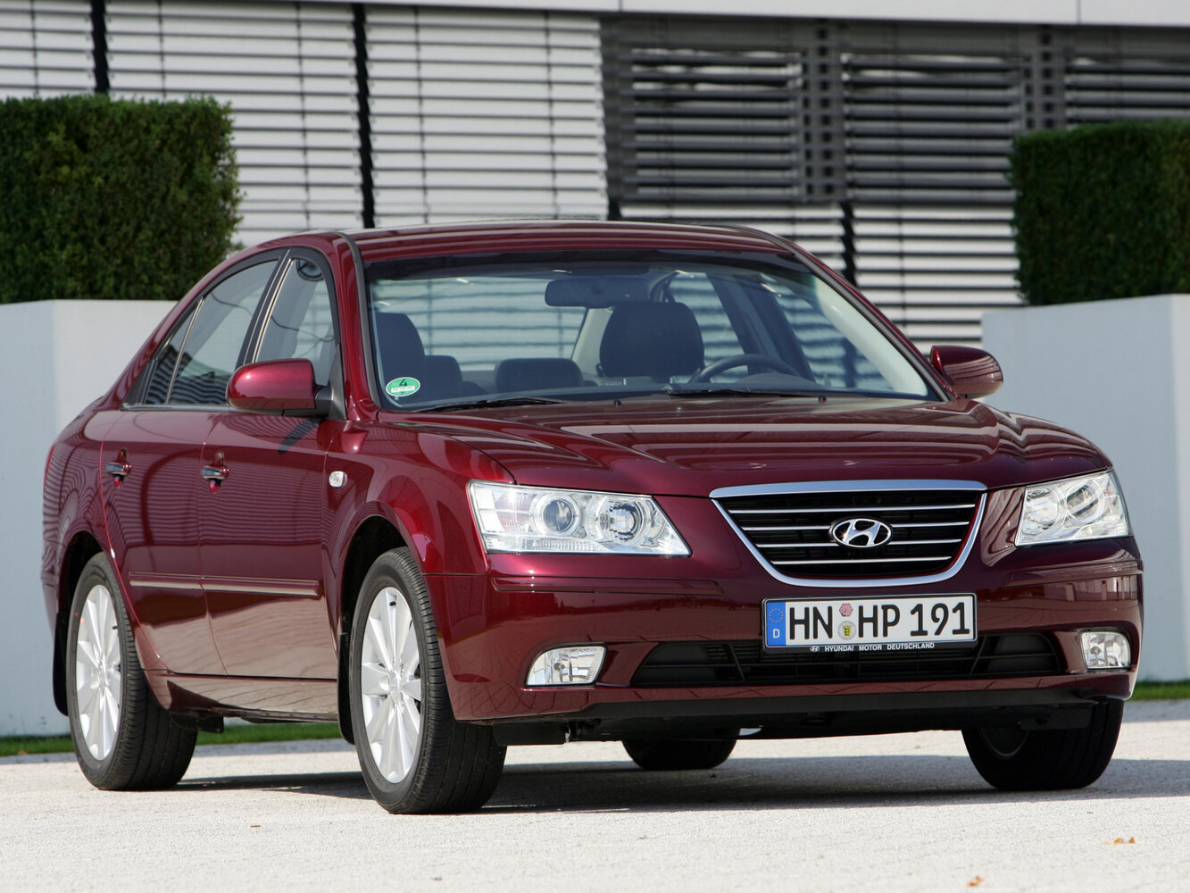 Hyundai Sonata V (2004-2010) - Седан