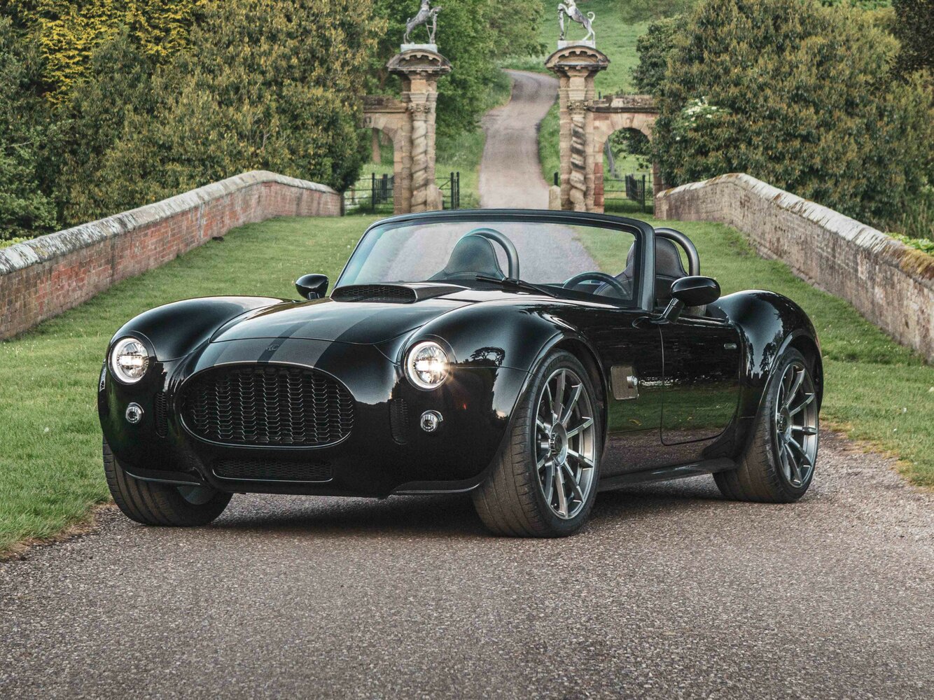 AC Cobra GT I (2023-2026) - Родстер Roadster