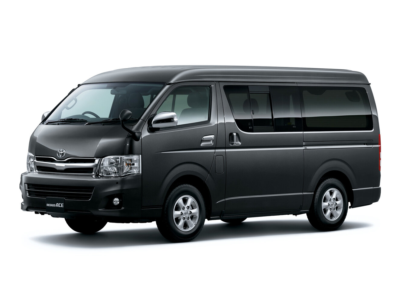 Toyota RegiusAce H200 (2004-2020) - Минивэн