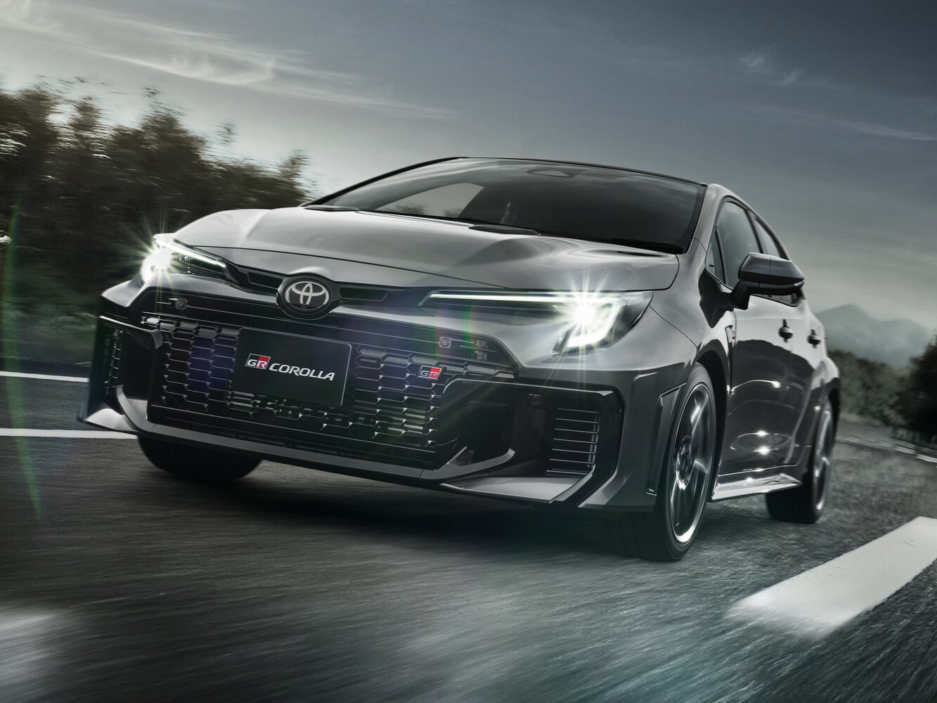Toyota Corolla XII (2018-2026) - Хэтчбек 5 дв. GR