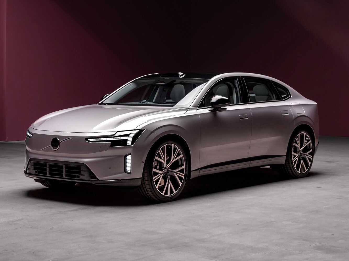 Volvo ES90 I (2025-2026) - Лифтбек