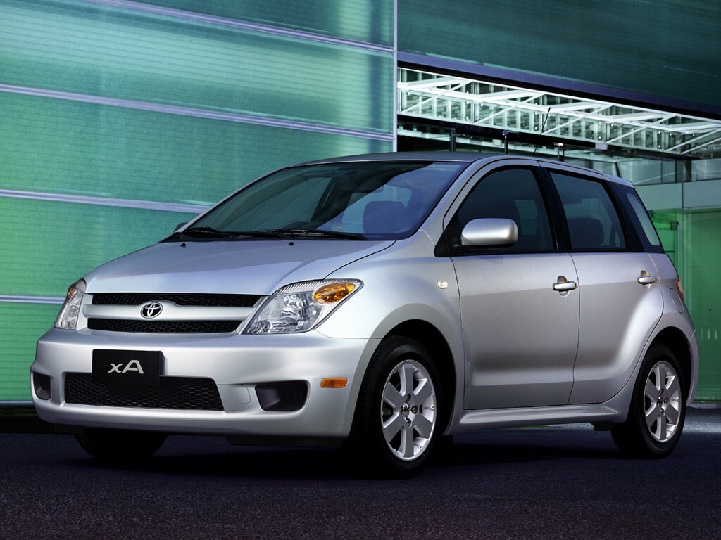 Toyota xA I (2006-2007) - Хэтчбек 5 дв.