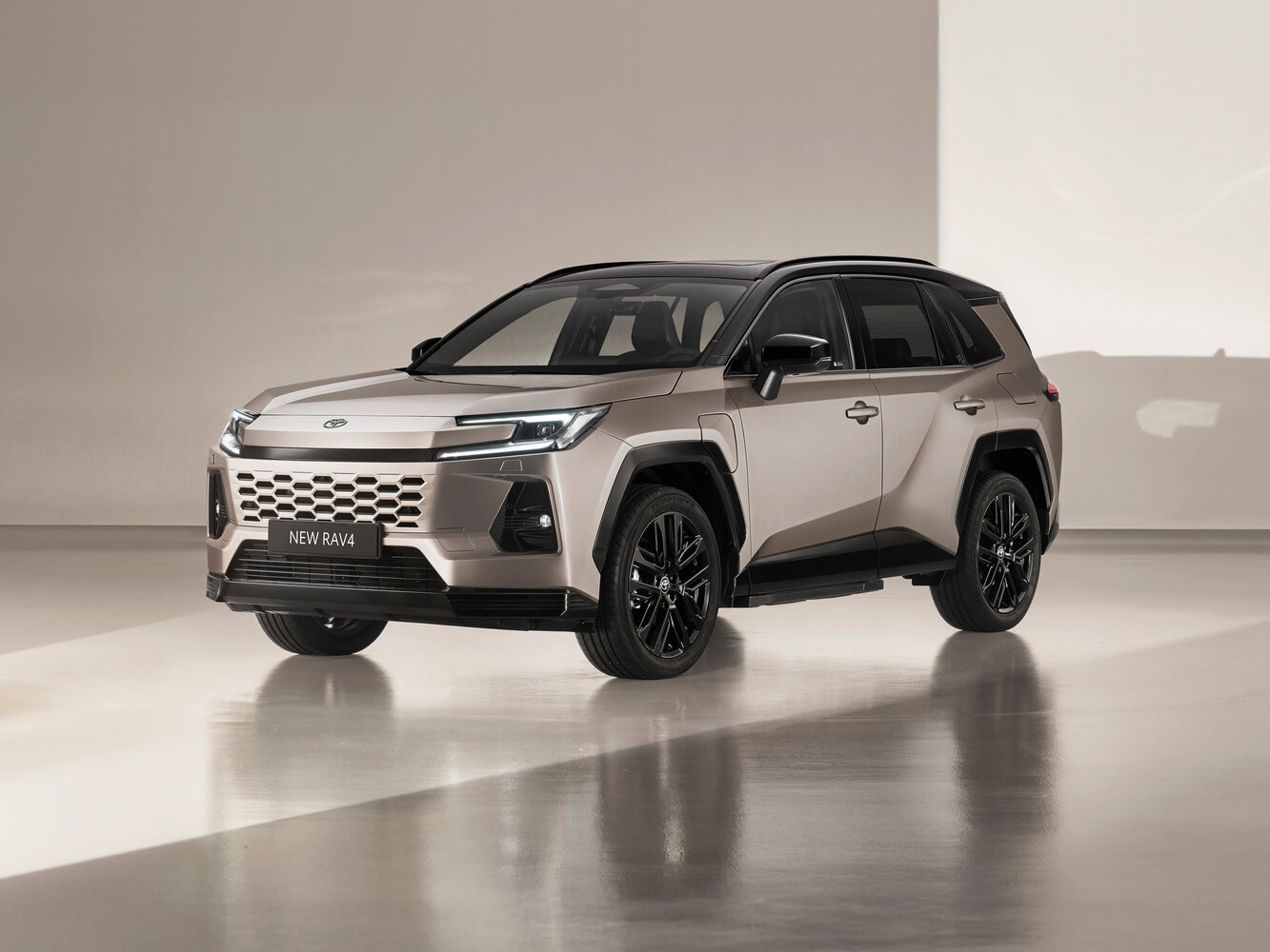 Toyota RAV4 VI (2025-2026) - Внедорожник 5 дв.