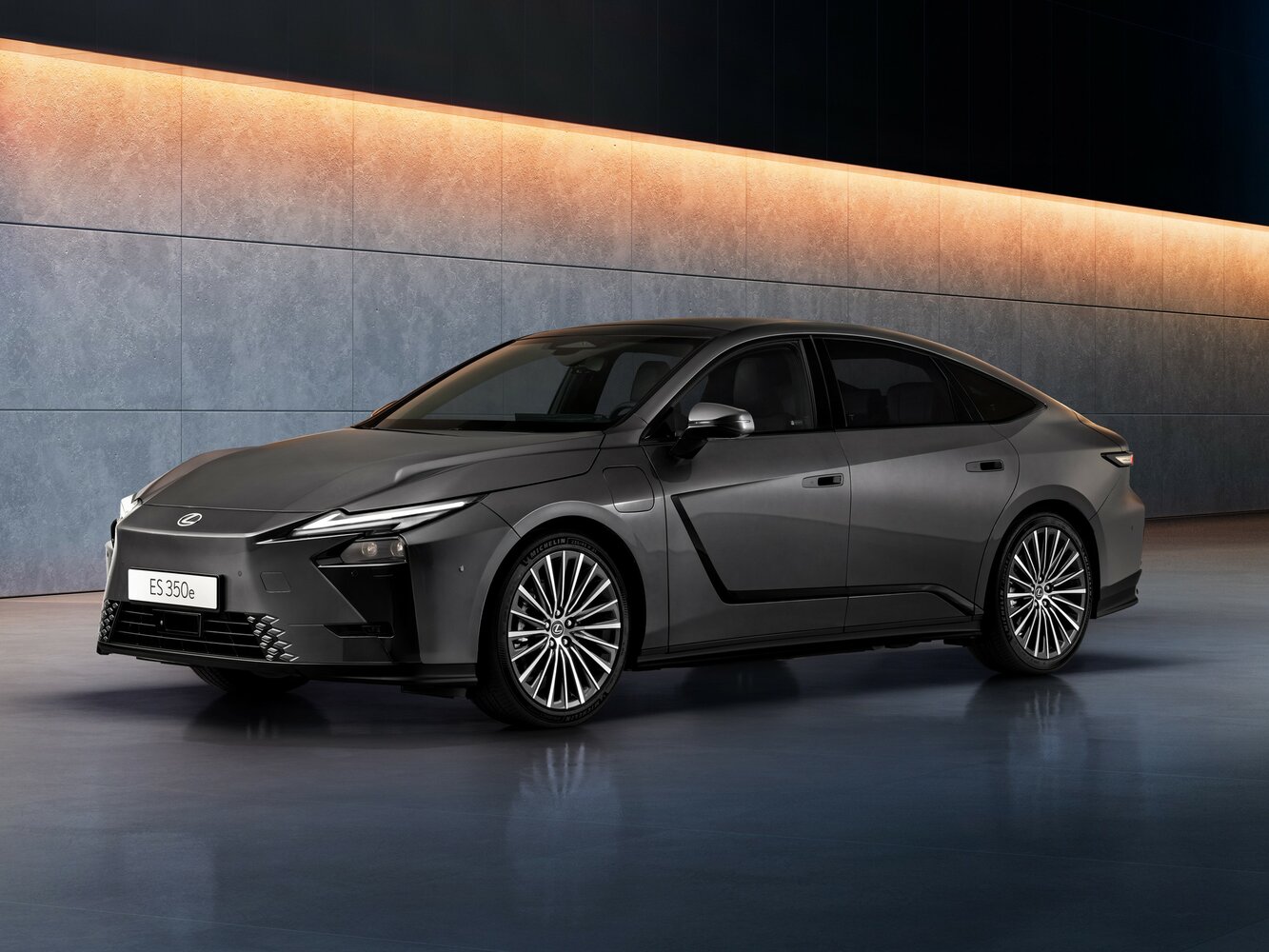 Lexus ES VIII (2025-2026) - Седан