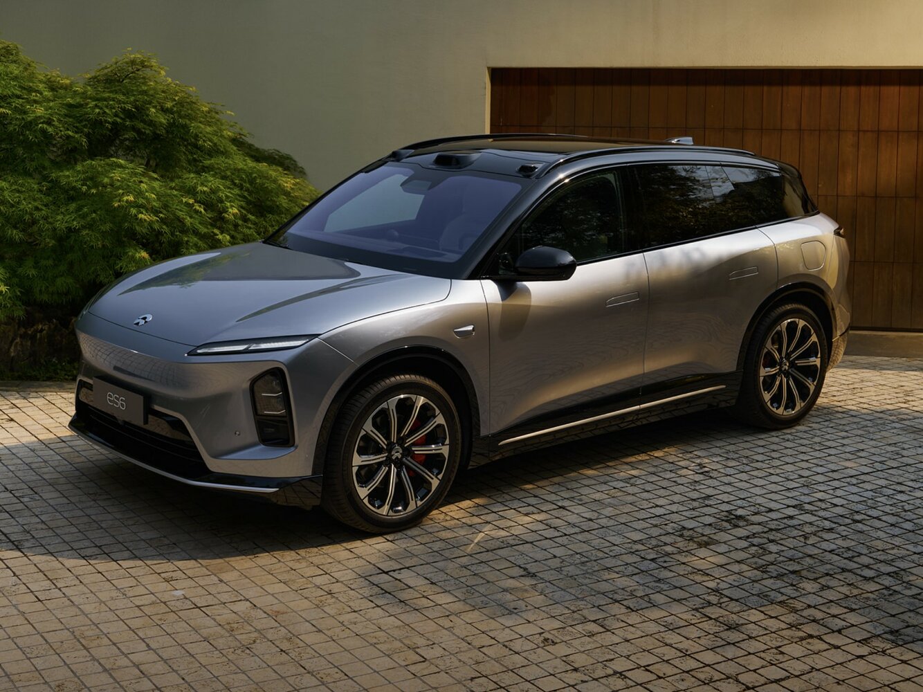 Nio ES6 II (2023-2026) - Внедорожник 5 дв.