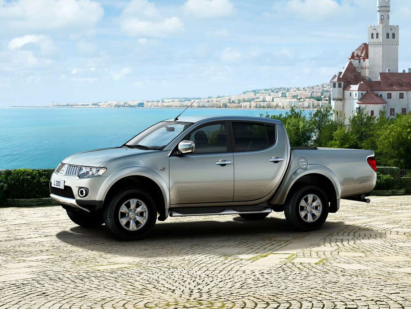 Mitsubishi L200 IV (2006-2015) - Пикап Двойная кабина