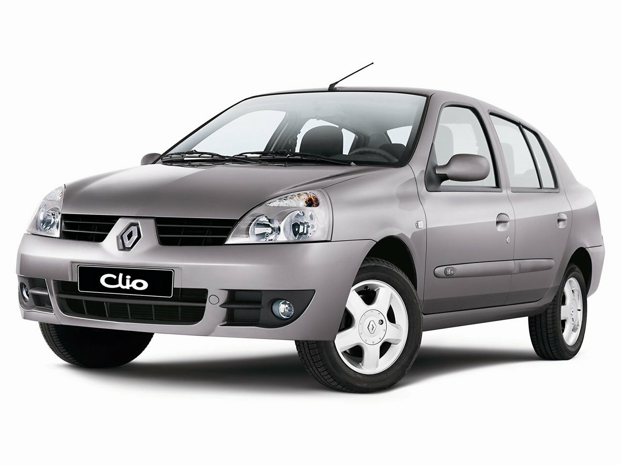 Renault Symbol I (1999-2008) - Седан