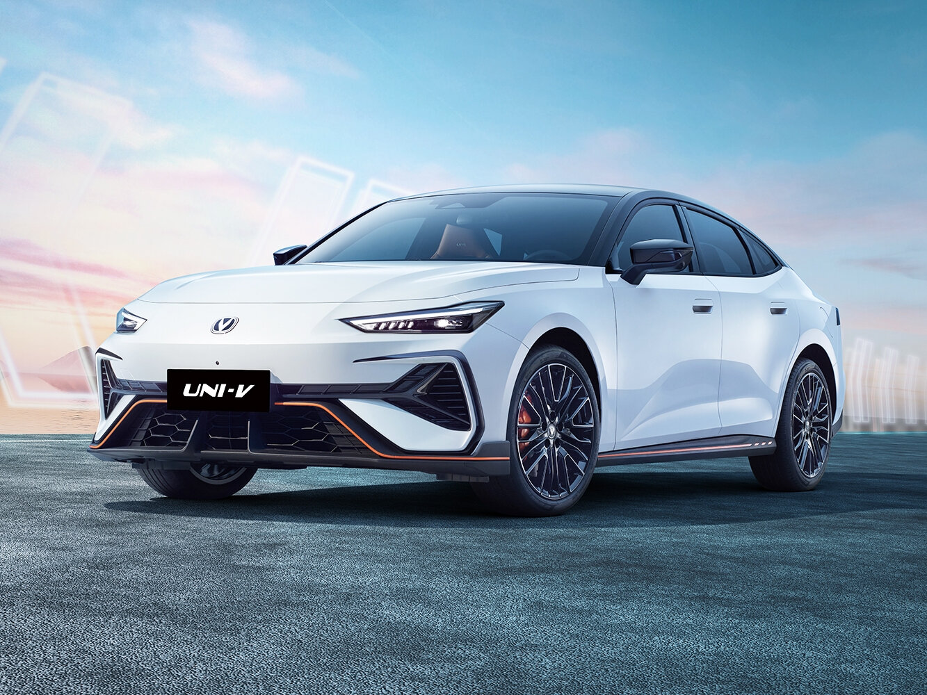 Changan UNI-V I (2022-2026) - Лифтбек