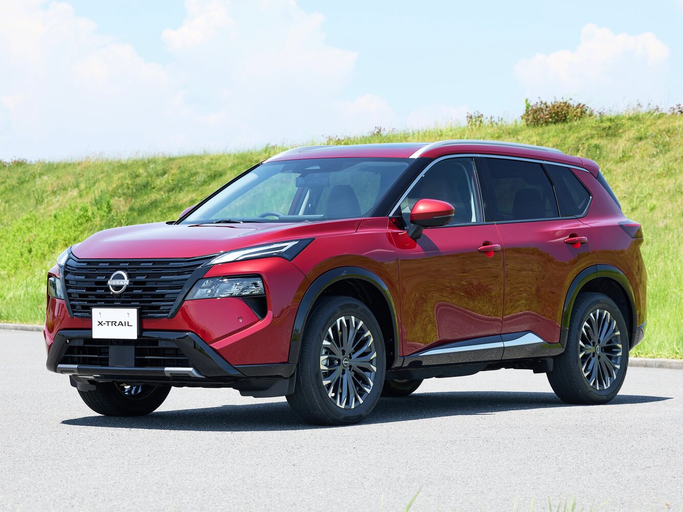 Nissan X-Trail IV (2021-2026) - Внедорожник 5 дв.