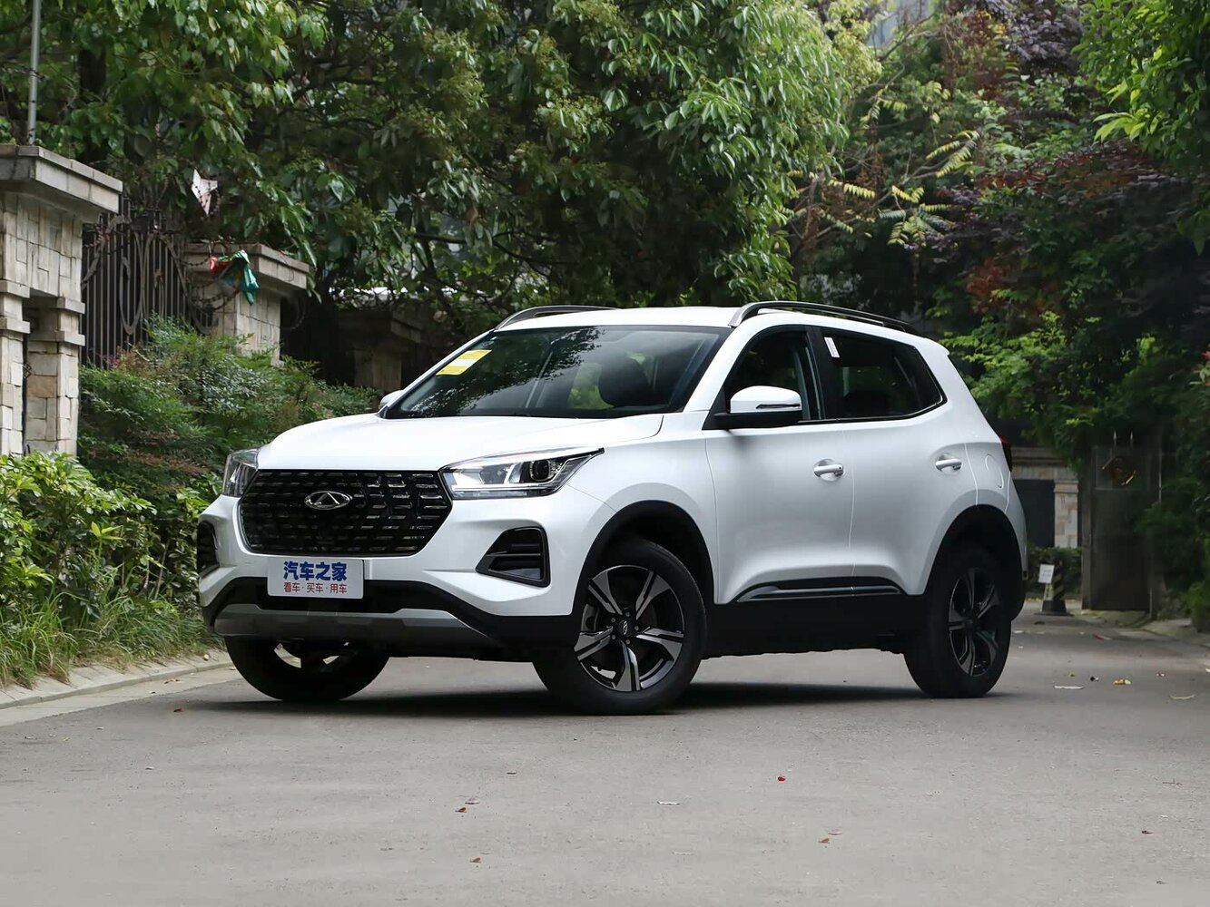 Chery Tiggo E II (2020-2022) - Внедорожник 5 дв.