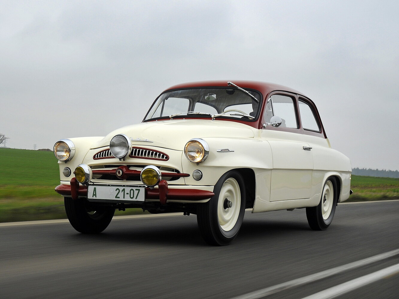 Skoda 445 I (1957-1959) - Седан 2 дв.