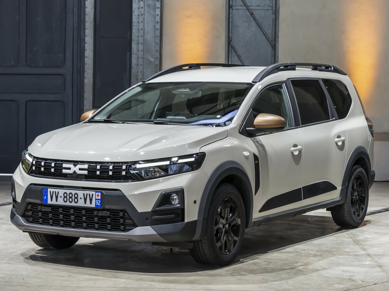 Dacia Jogger I (2021-2026) - Универсал 5 дв.