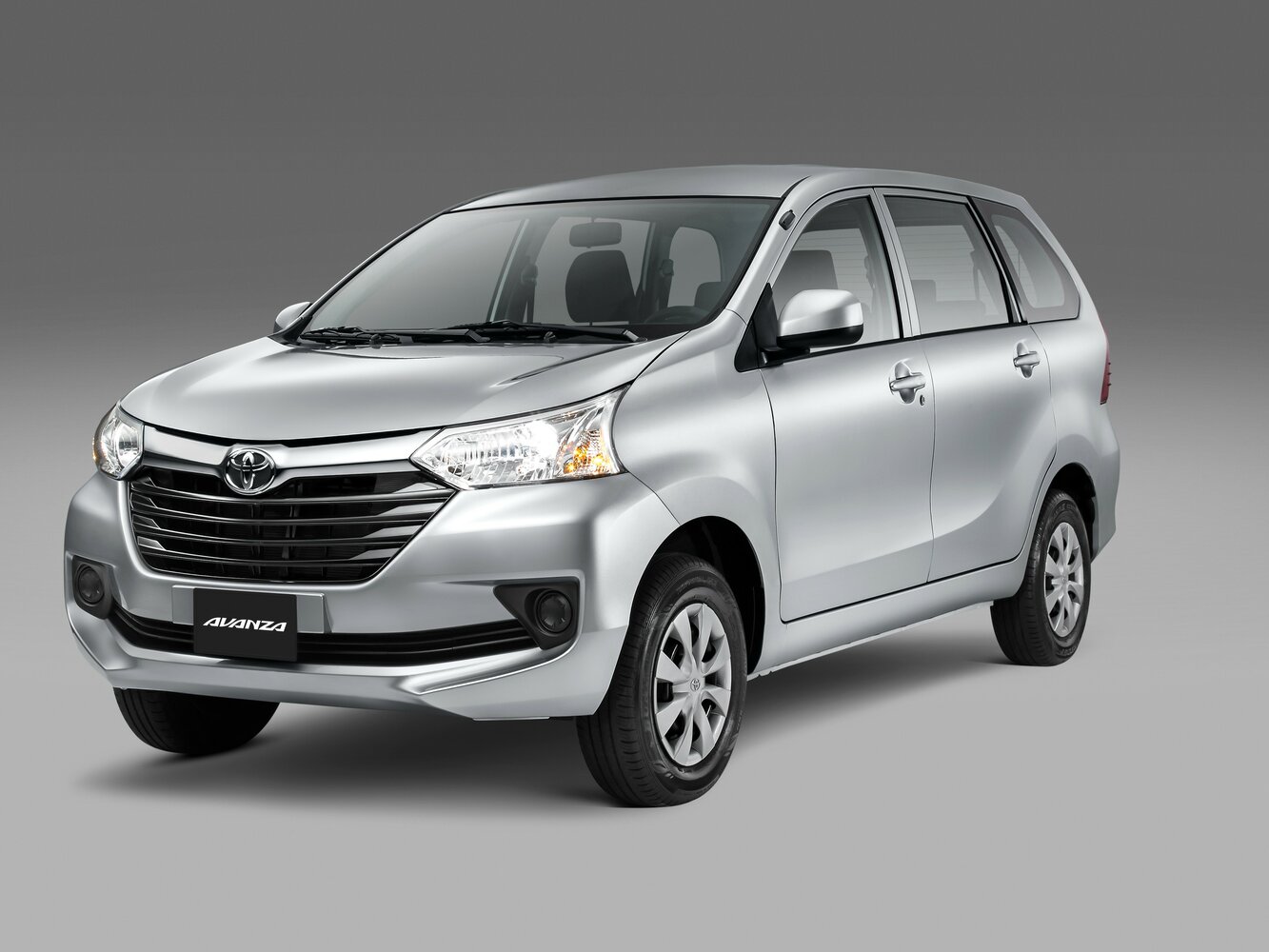 Toyota Avanza II (2011-2019) - Минивэн