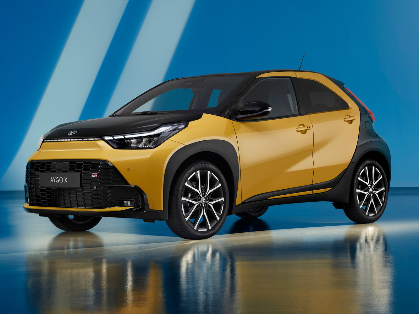 Toyota Aygo X I (2022-2026) - Хэтчбек 5 дв. GR