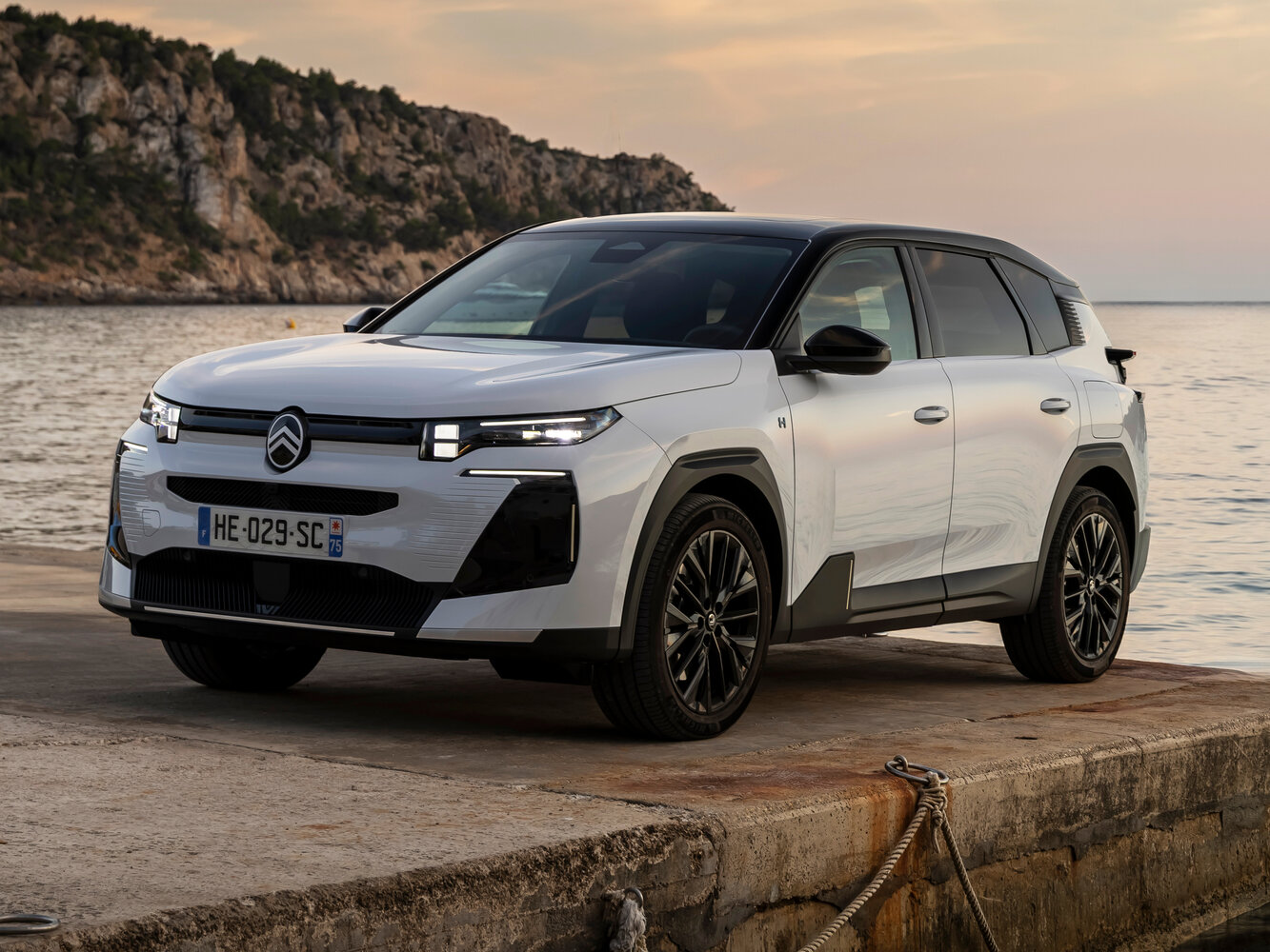 Citroen C5 Aircross II (2025-2026) - Внедорожник 5 дв.