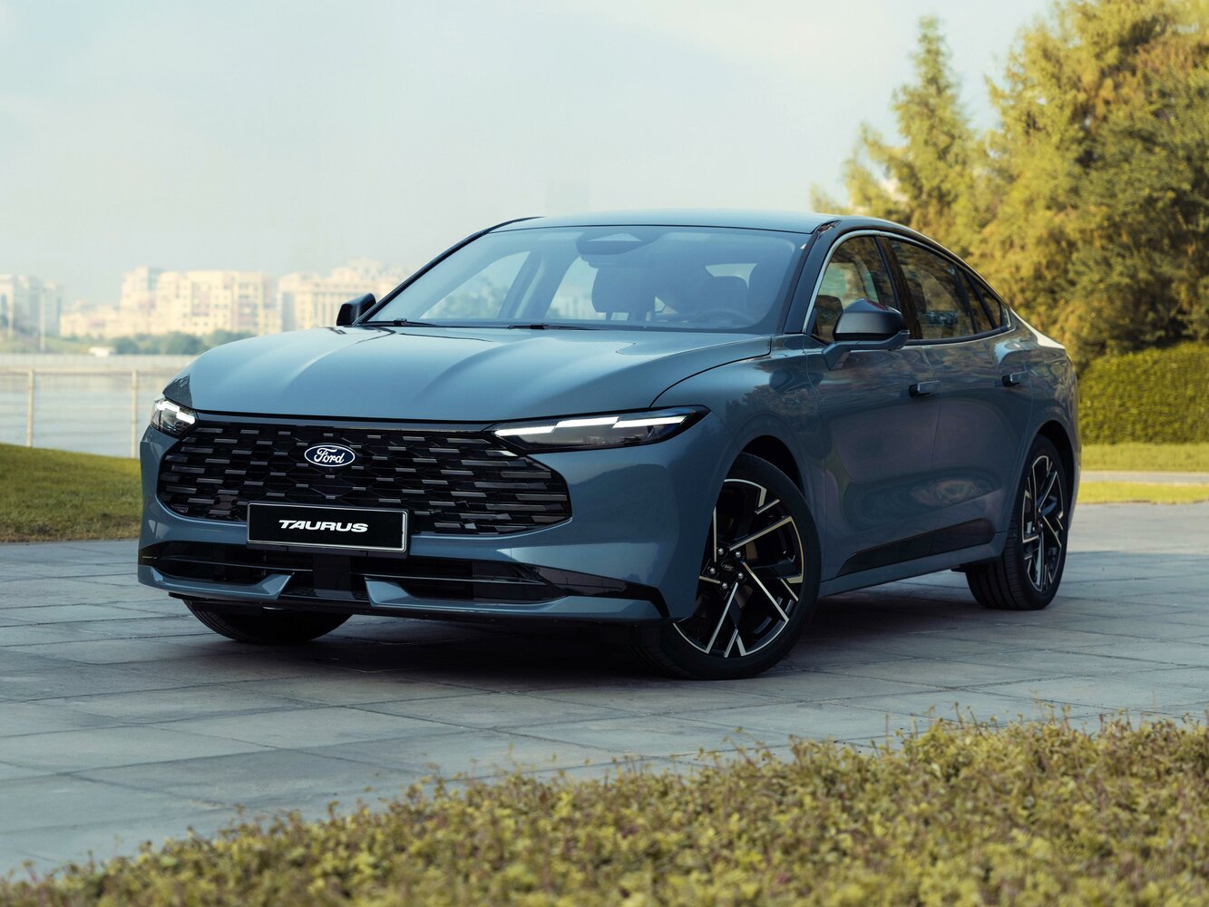 Ford Taurus VIII (2022-2026) - Седан