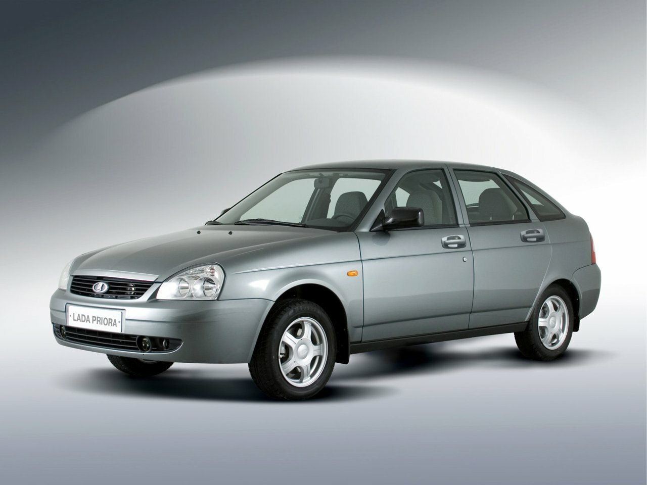 Lada (ВАЗ) Priora I (2007-2018) - Хэтчбек 5 дв.