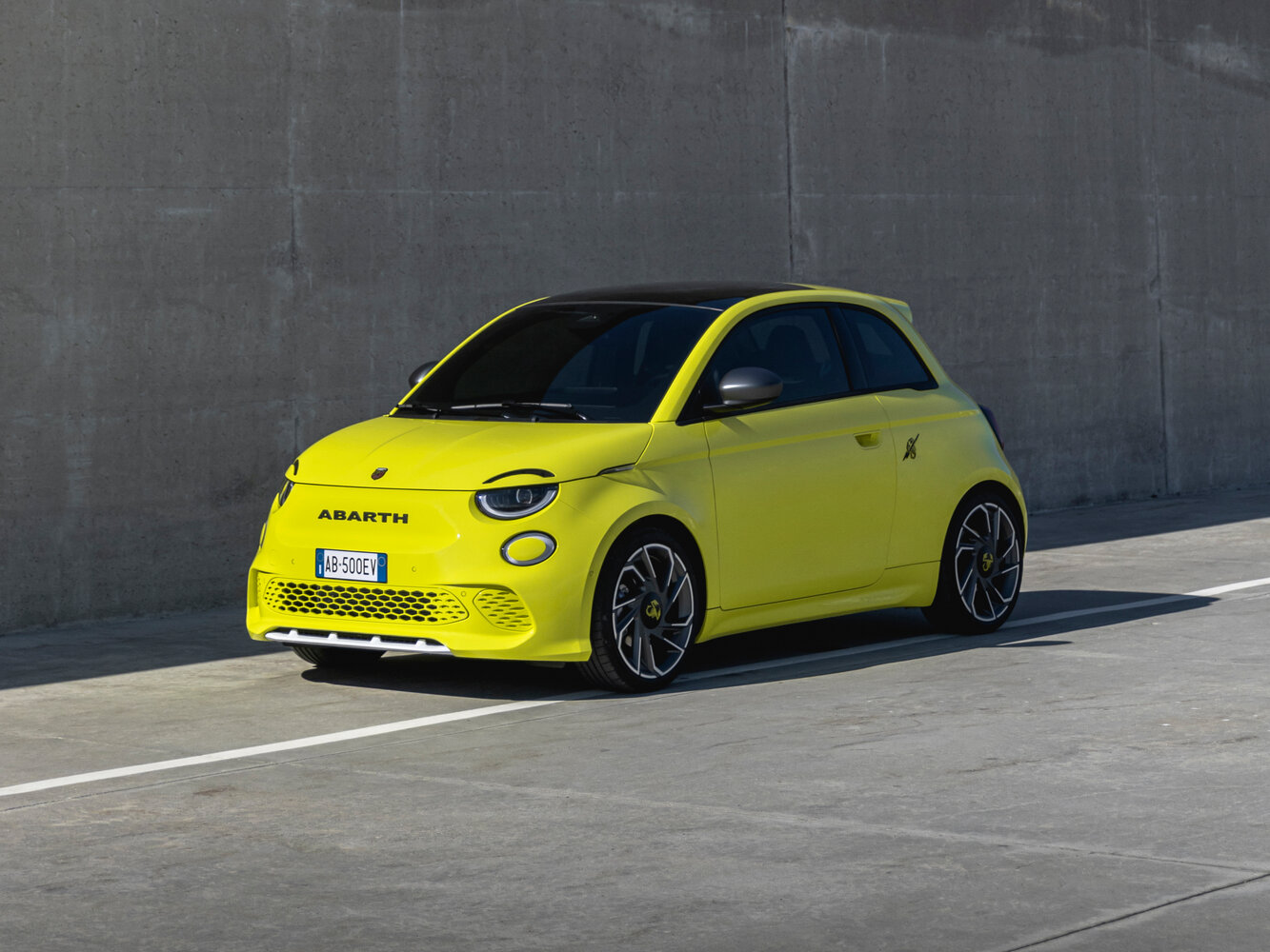 Abarth 500 II (2023-2026) - Хэтчбек 3 дв.