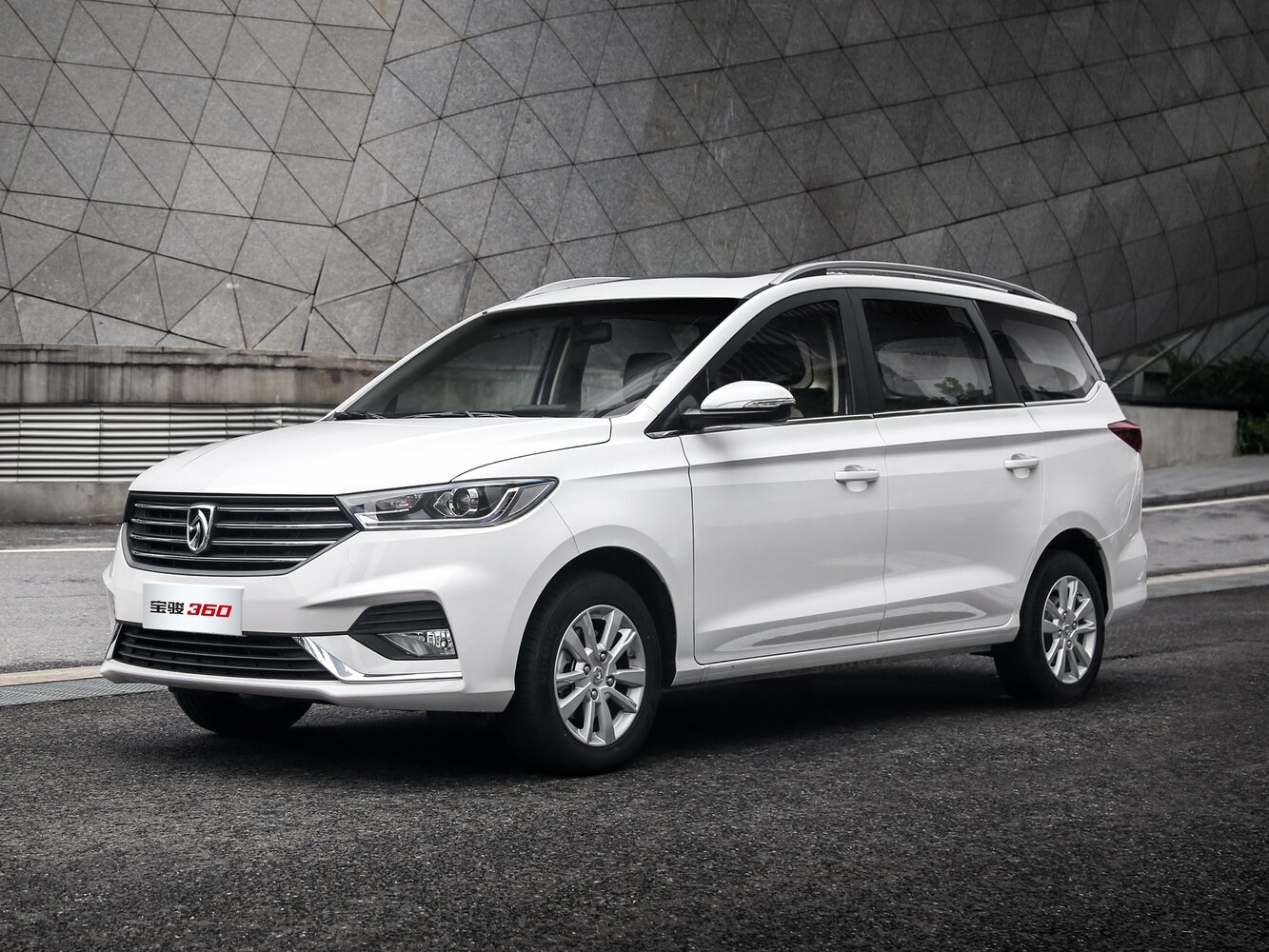 Baojun 360 I (2018-2021) - Минивэн