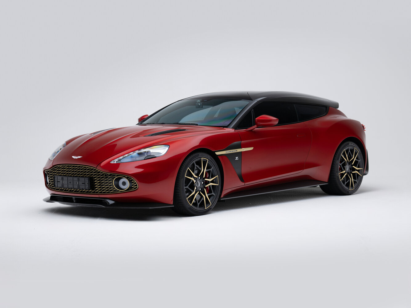 Aston Martin Vanquish Zagato II (2016-2018) - Хэтчбек 3 дв. Shooting Brake