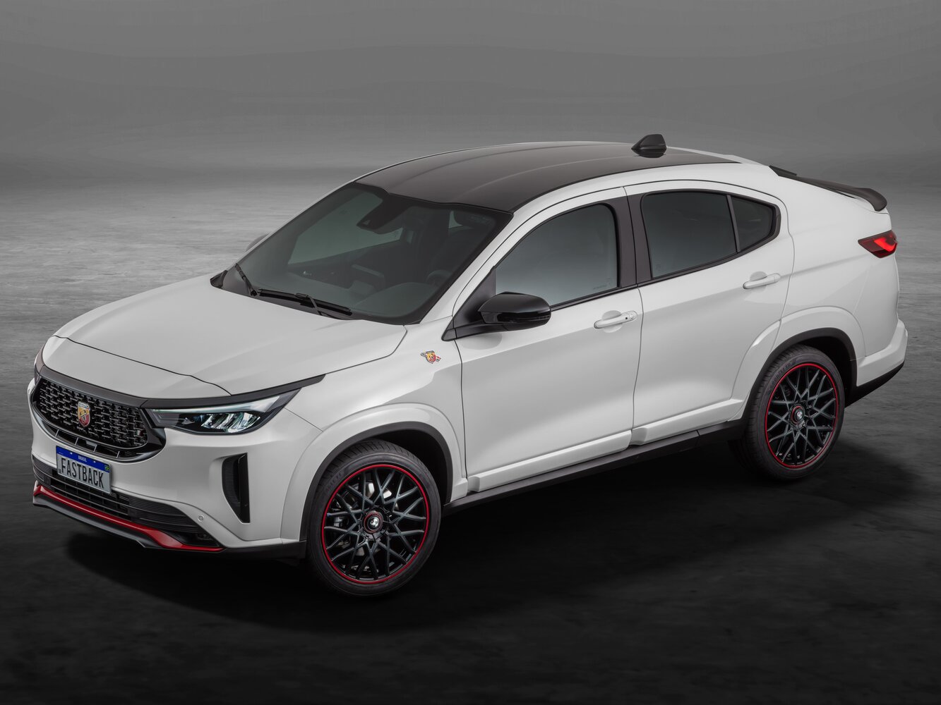 Abarth Fastback I (2023-2026) - Внедорожник 5 дв.