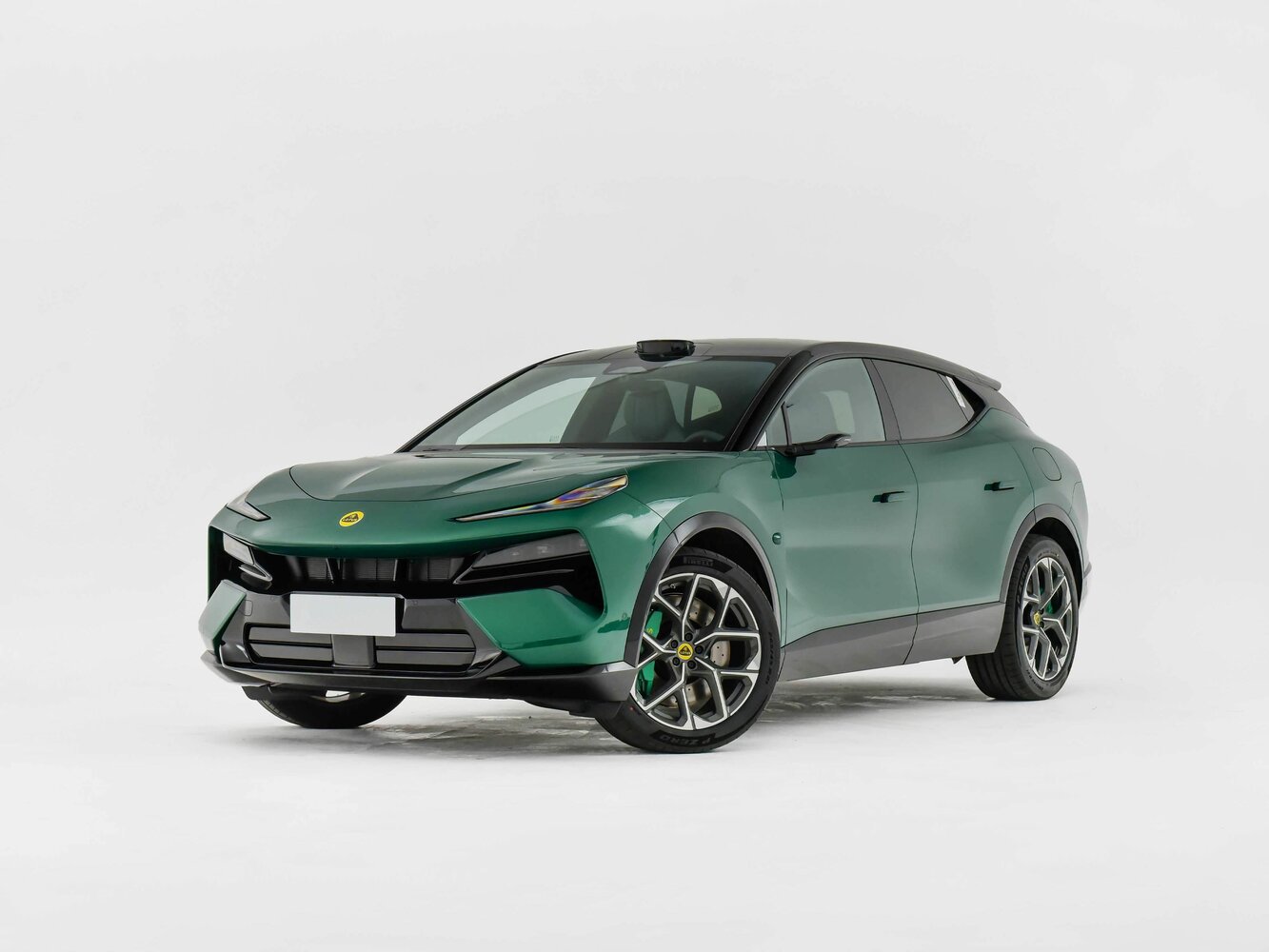 Lotus For Me I (2026-2026) - Внедорожник 5 дв.