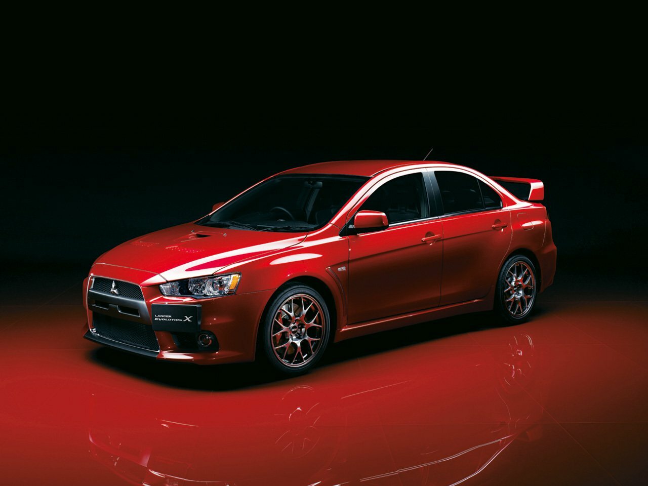Mitsubishi Lancer Evolution X (2007-2016) - Седан