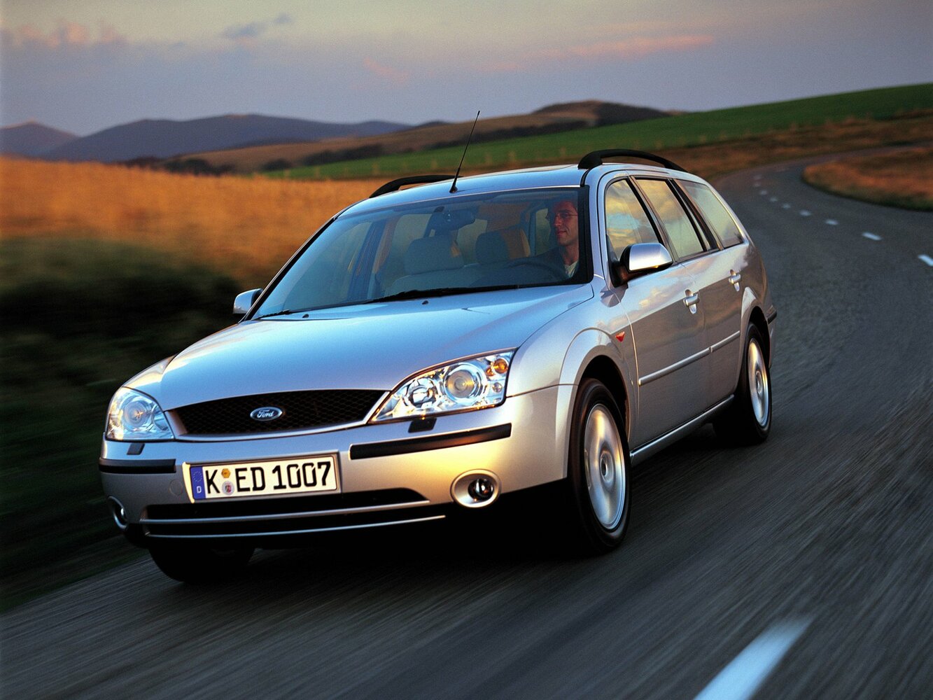 Ford Mondeo III (2000-2007) - Универсал 5 дв.
