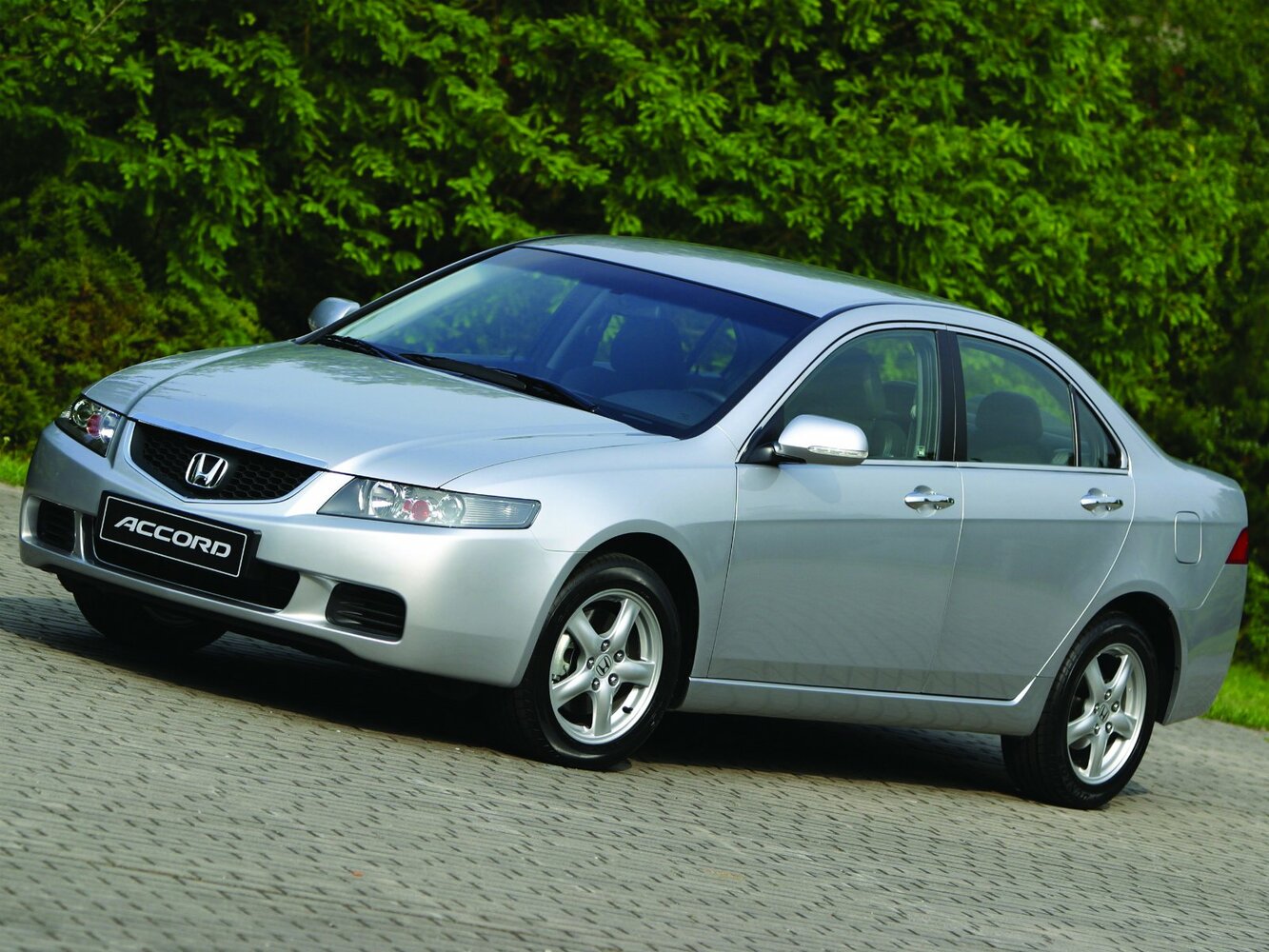 Honda Accord VII (2002-2008) - Седан