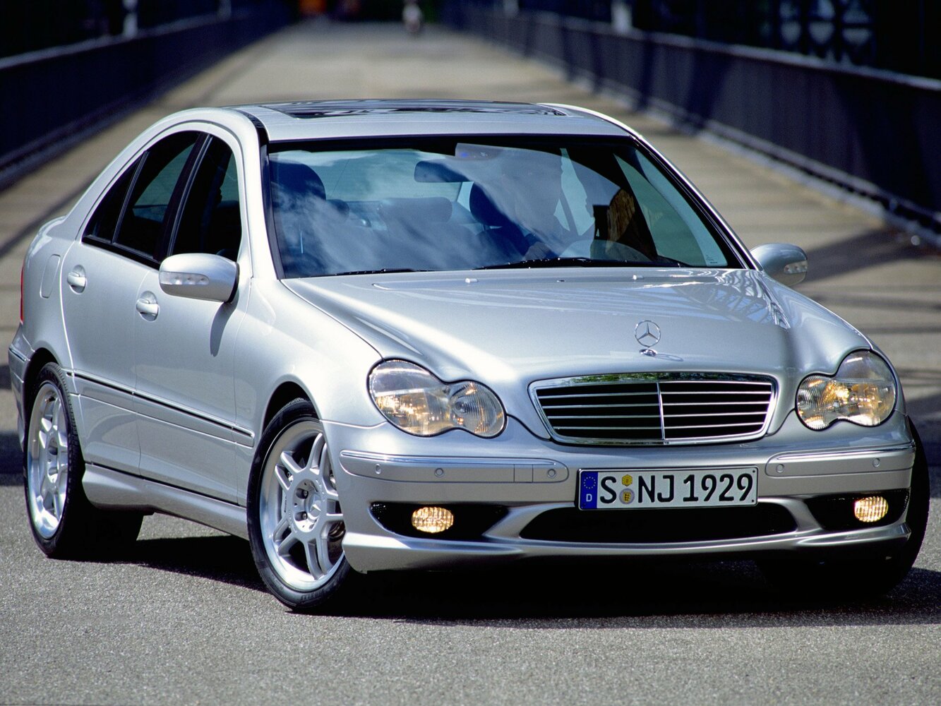Mercedes-Benz C-Класс AMG II (2001-2007) - Седан