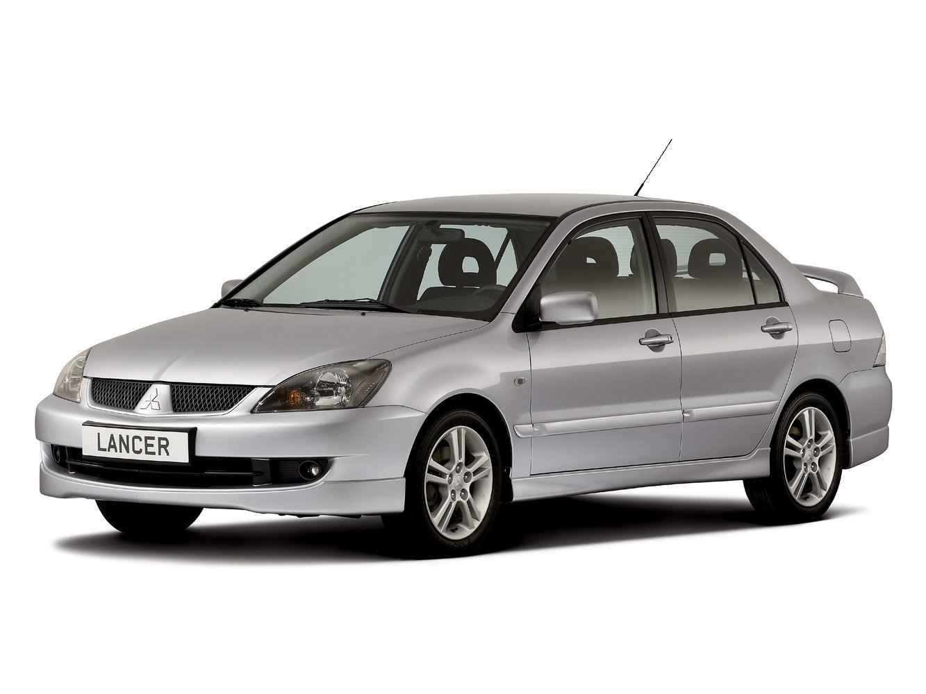 Mitsubishi Lancer IX (2000-2010) - Седан