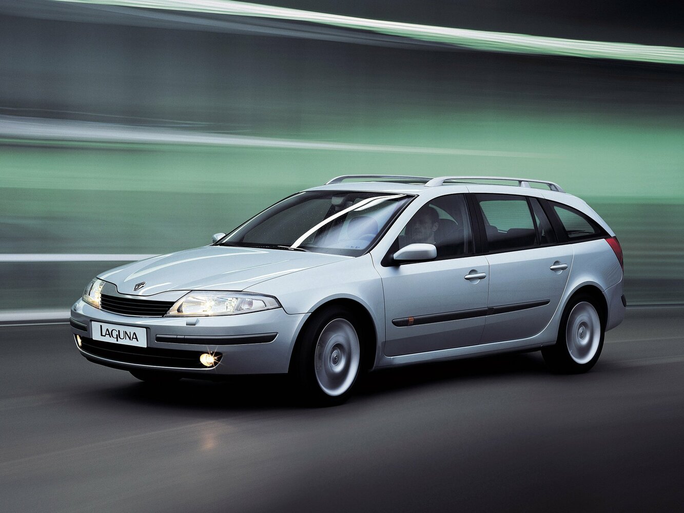 Renault Laguna II (2001-2008) - Универсал 5 дв.