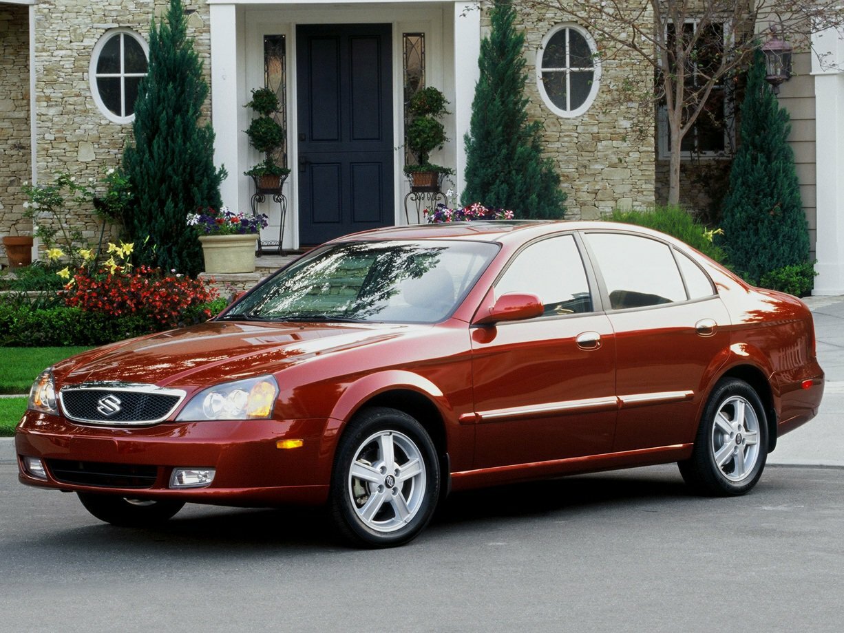 Suzuki Verona I (2003-2006) - Седан