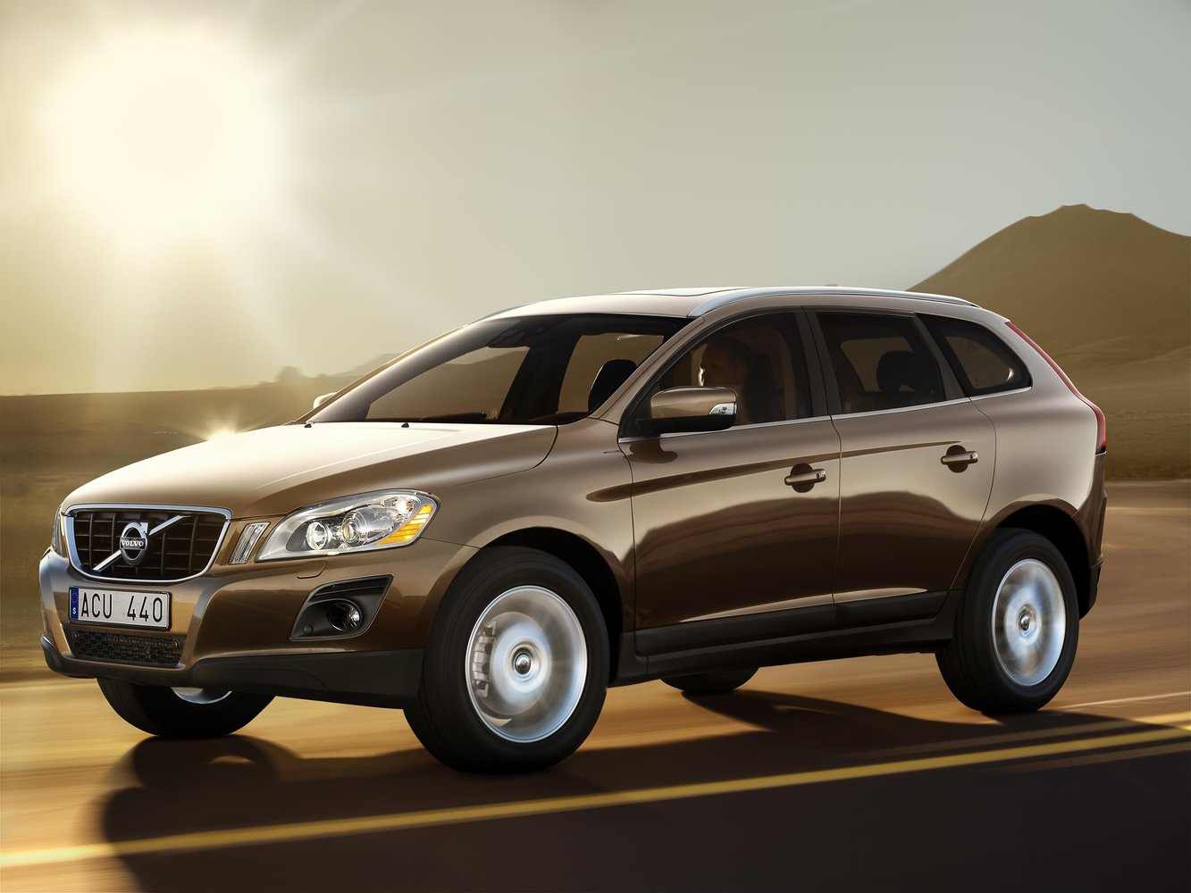 Volvo XC60 I (2008-2017) - Внедорожник 5 дв.