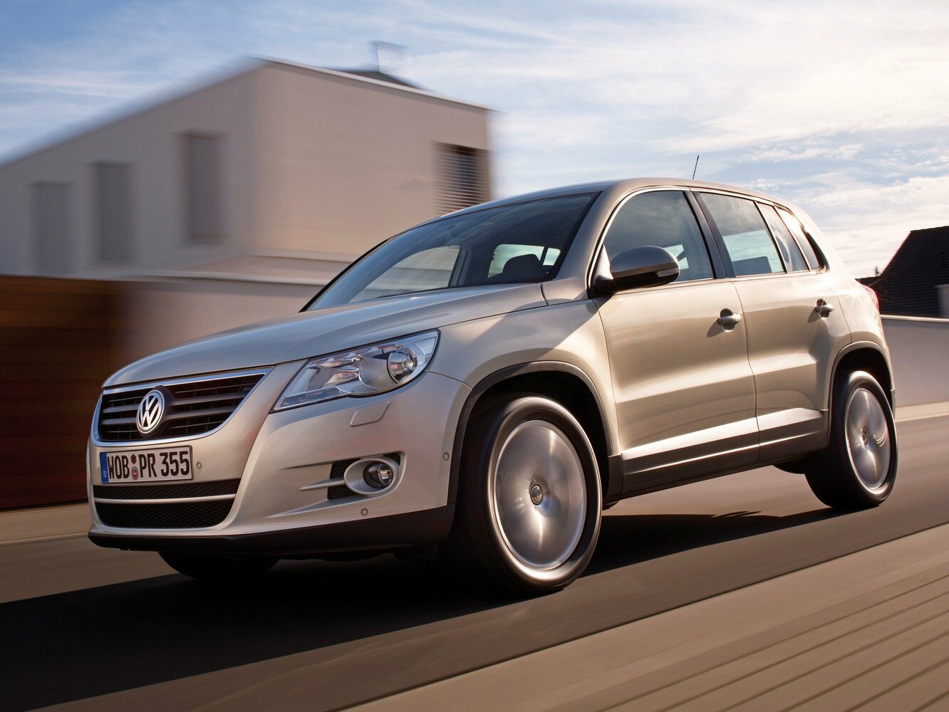 Volkswagen Tiguan I (2007-2018) - Внедорожник 5 дв.