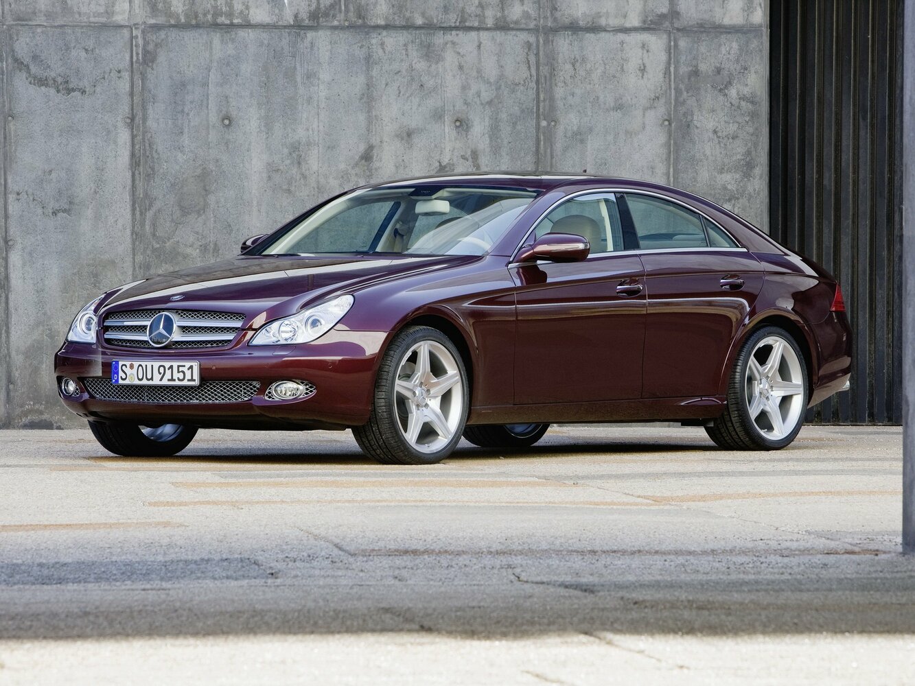 Mercedes-Benz CLS I (2004-2010) - Седан
