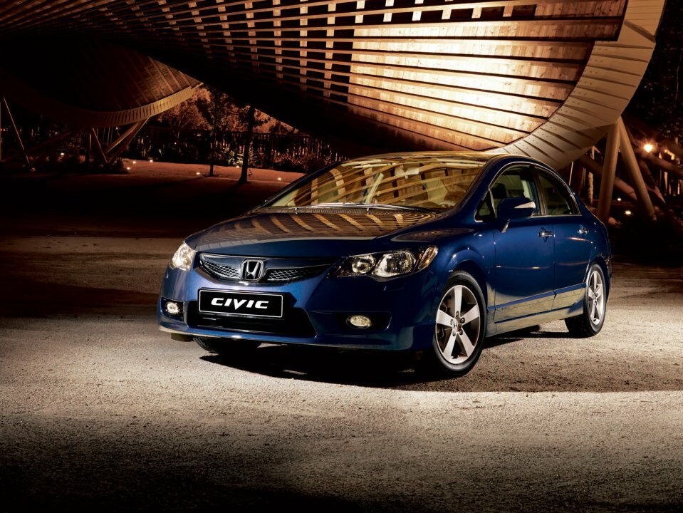 Honda Civic VIII (2005-2012) - Седан