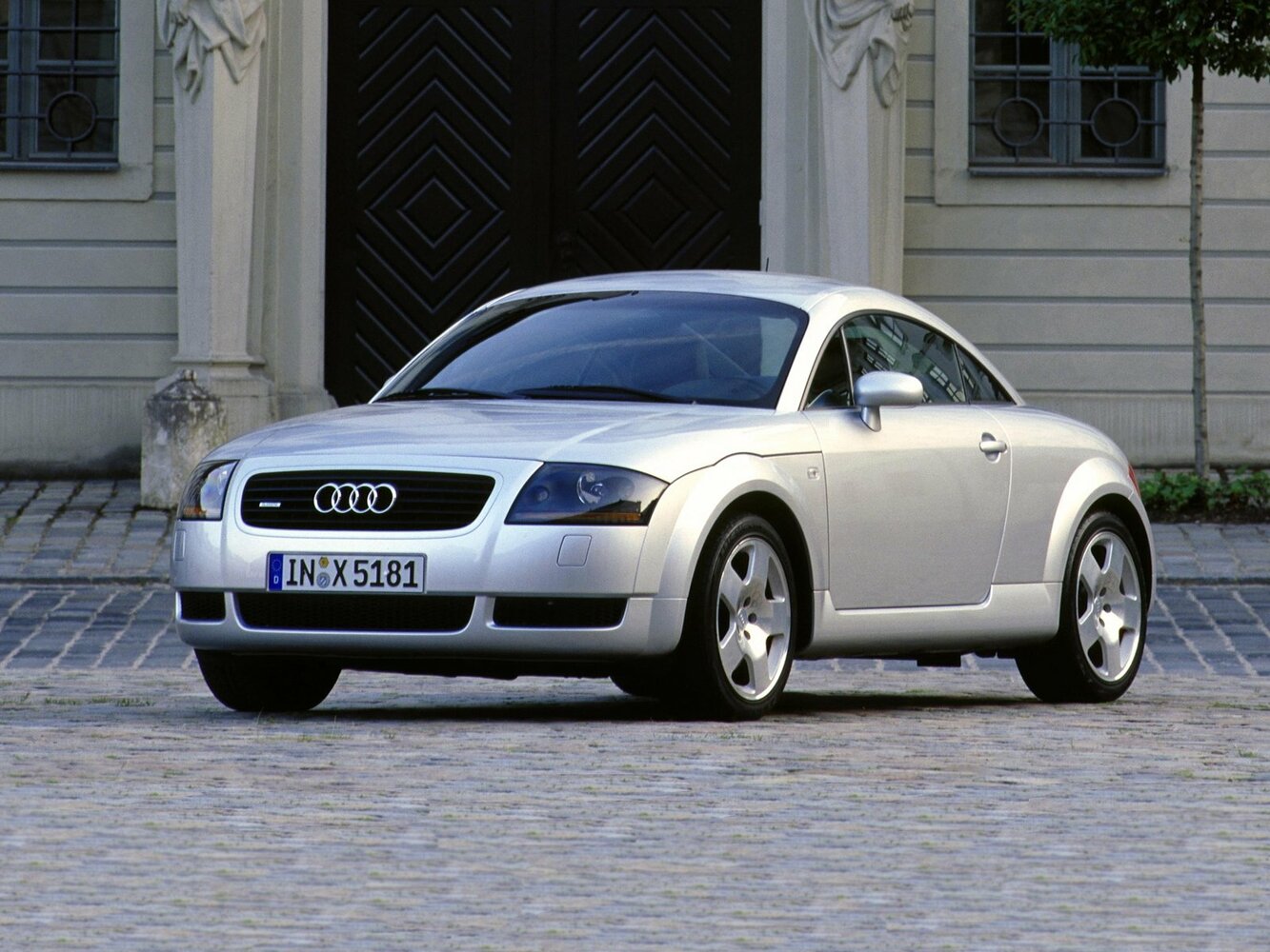 Audi TT I (1998-2006) - Купе