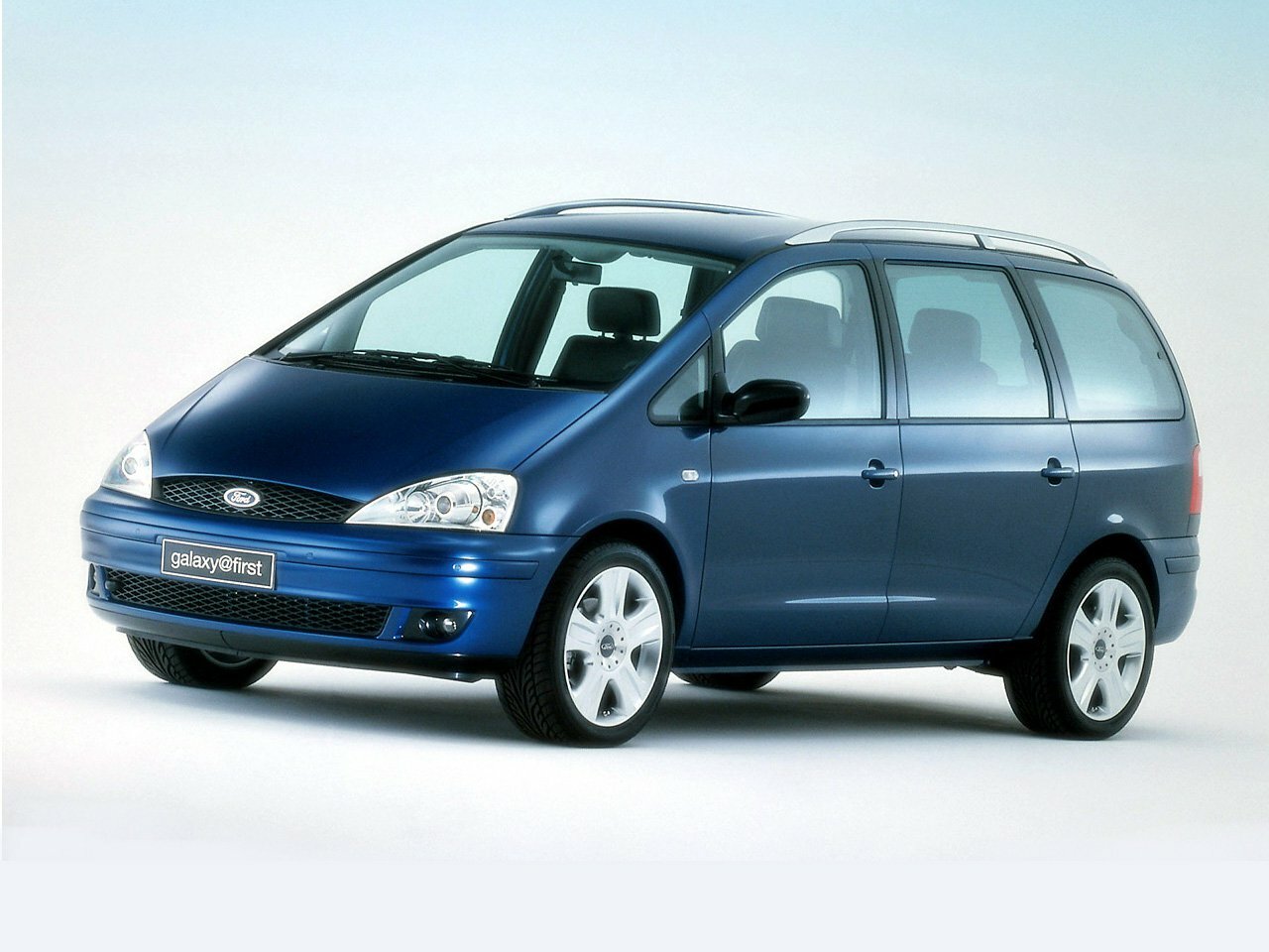 Ford Galaxy I (1995-2006) - Минивэн