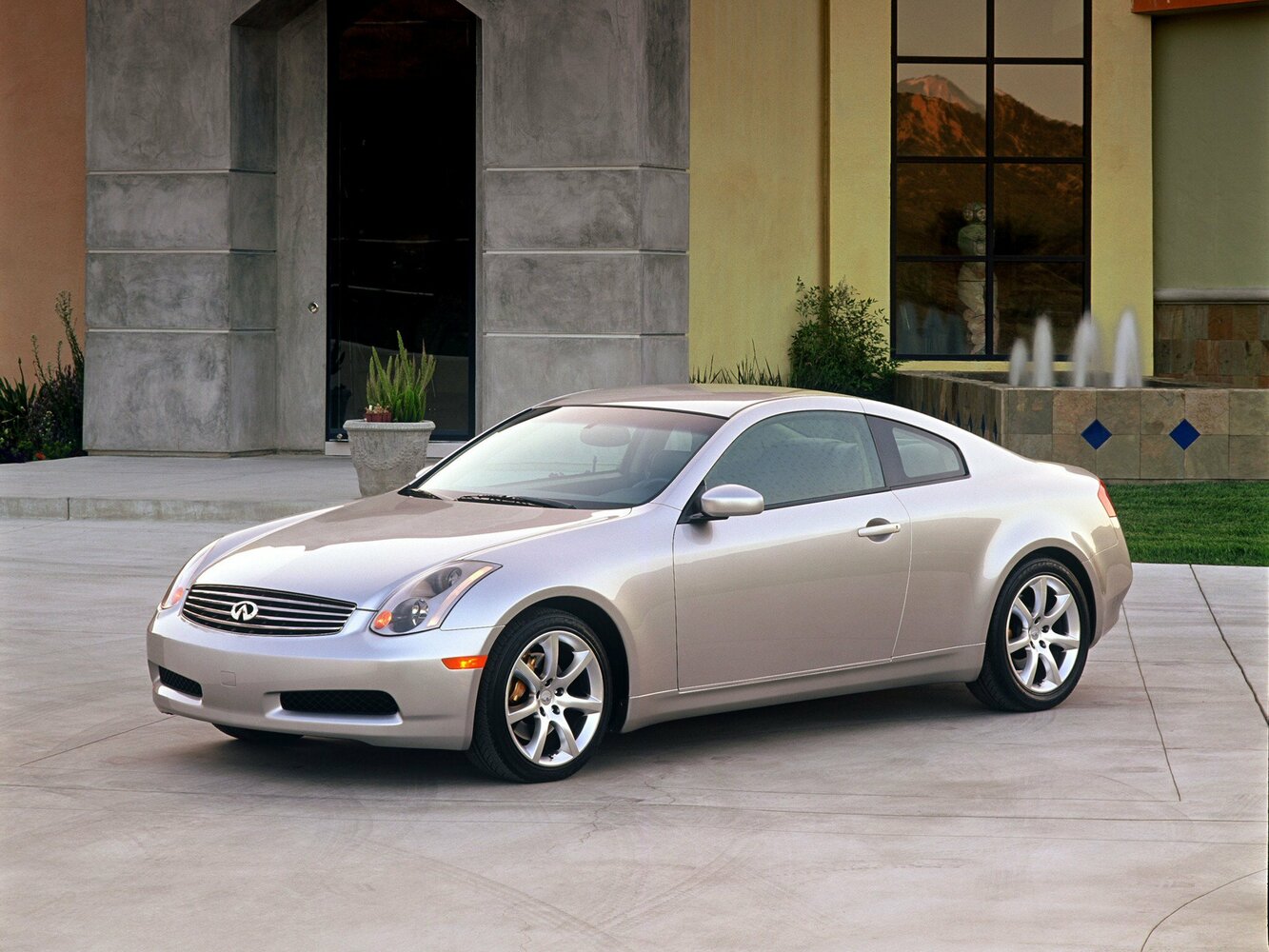 Infiniti G III (2002-2007) - Купе